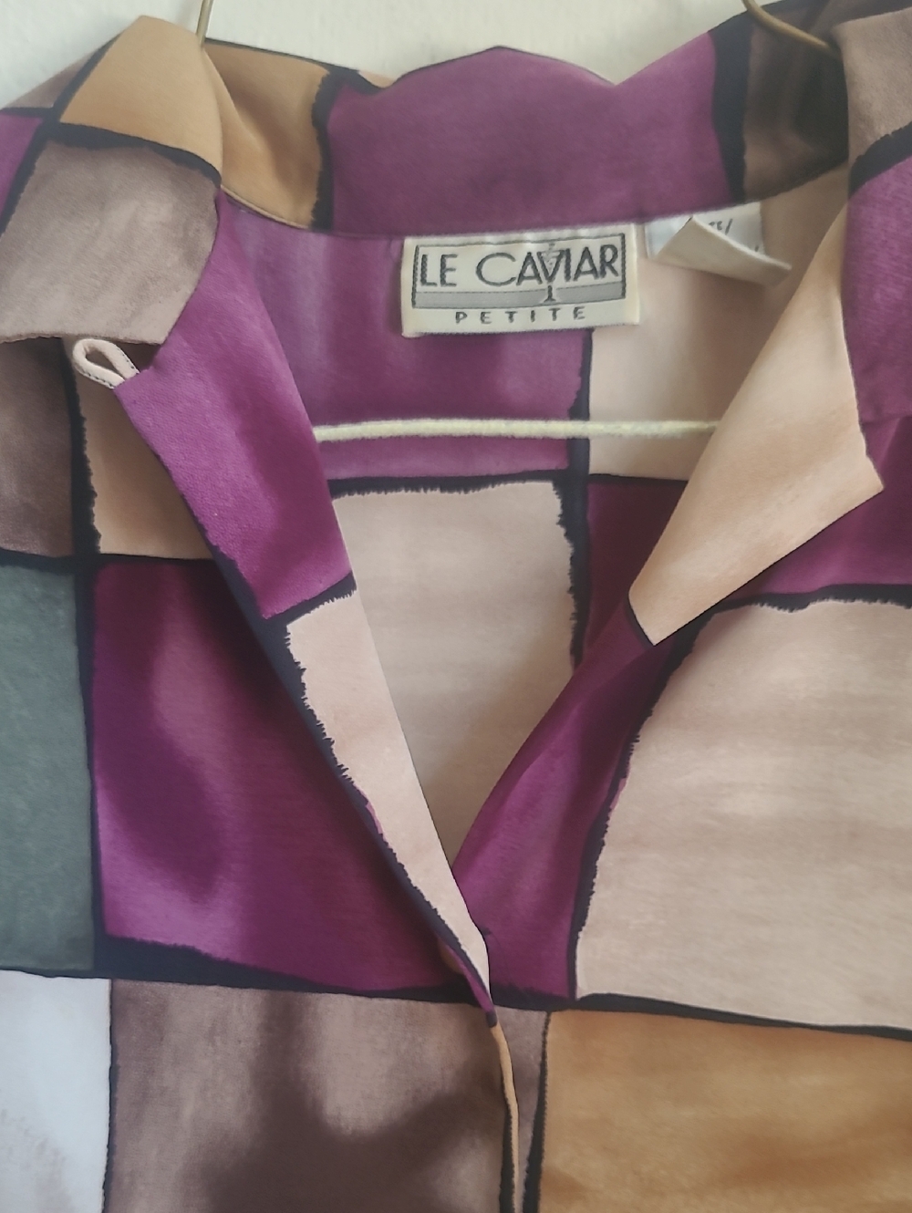 Woman's Blouse - Picture 3 of 4